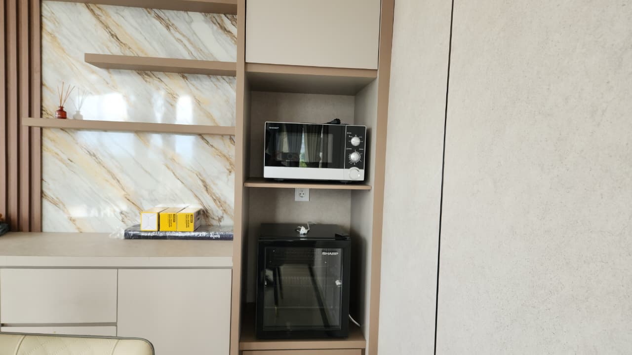 Kitchen set, oven