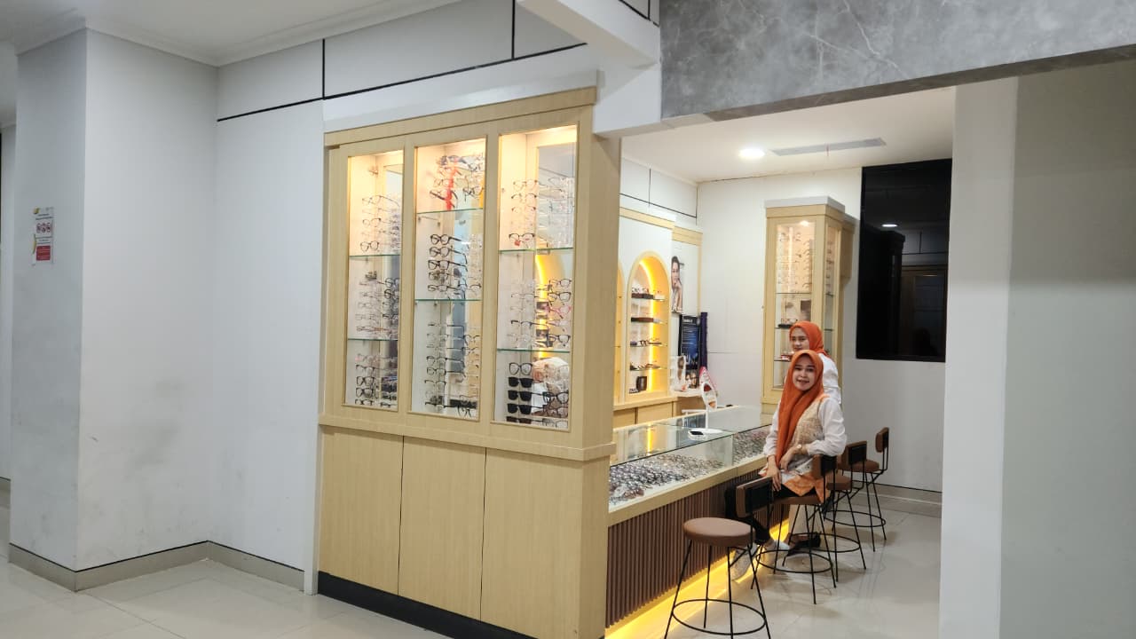 optik - lantai 1